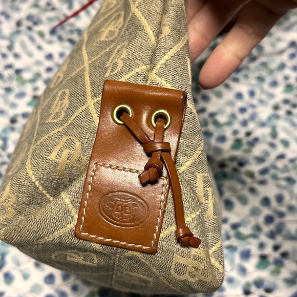 Dooney and Bourke - Picture 4 of 7